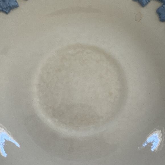 Vintage Wedgwood Queensware Lavender on Cream Shell Edge Set 4 Saucers READ 2243 - Picture 8 of 10